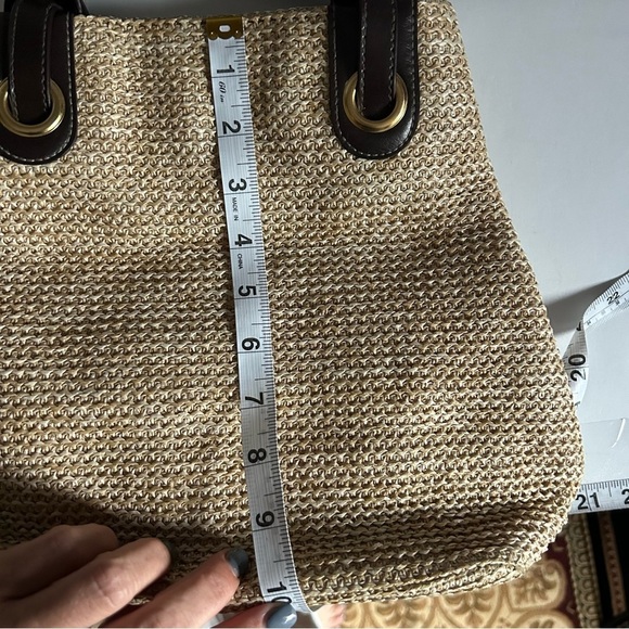 Amanda smith Woven Straw Shoulder Bag Beige with Brown Leather Straps - Picture 9 of 12